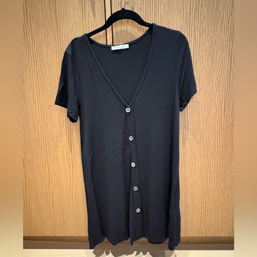 Pull&Bear Casual Black V-Neck Dress